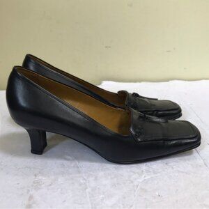 BCBG Vintage Y2K Leather Kitten Heel Square Toe Pumps Heels Shoes Tassel Loafers